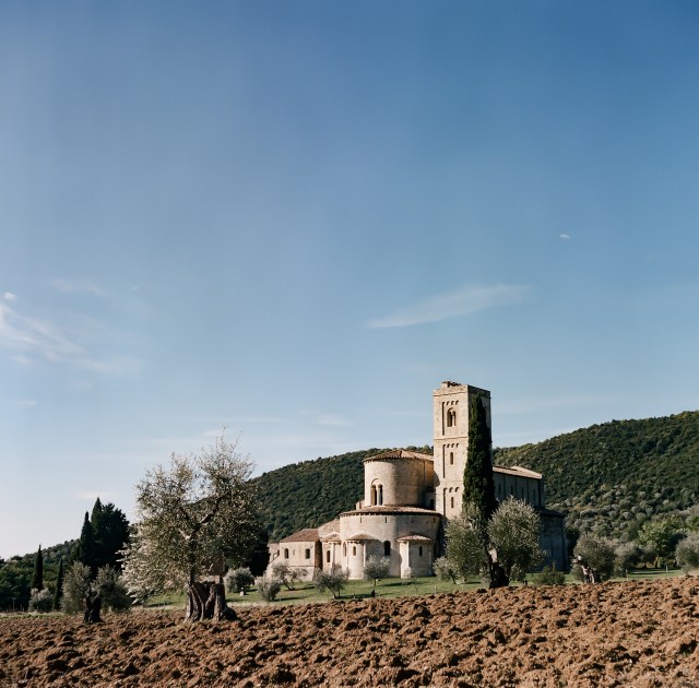 Abbey of Sant'Antimo, Kodak Portra 400, Yashica LM, October 2015.